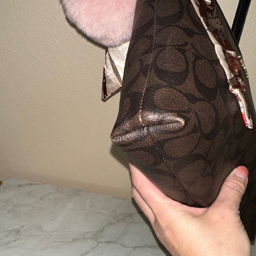 Coach Dark Brown/black Crossbody Bag with Gold Accents. - Picture 8 of 11